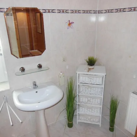 شقة Mit Terrasse *