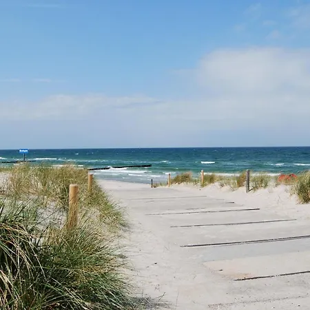 Mit Terrasse 公寓 *